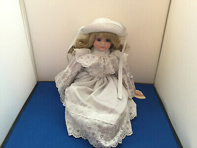 Vintage 1986 Victoria Ashlea Originals Porcelain Jessica Musical Collectors Doll