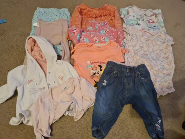 Bundle Of Baby Girl Clothes Age 6-9 Months Tops Pyjamas Jumpers Rompers Jeans