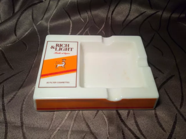 Aschenbecher Rich & Light Cigarettes aus Sammlung rar Werbung Ashtray