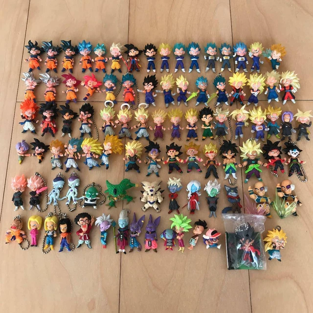 Porte-clés figurine Pokémon Gacha Gacha Eevee Carapuce Scorbunny Wanpachi