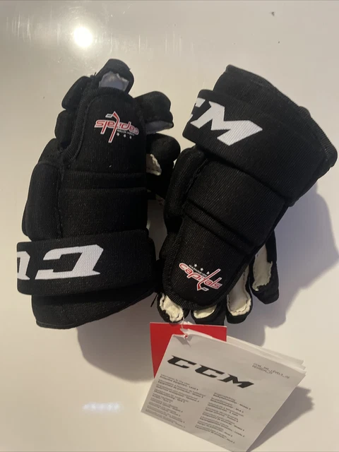 CCM Kids Youth Ice Hockey Gloves 9” 23cm LA Lil' Caps CCM Kids Youth Ice Hockey Gloves 9” 23cm LA Lil' Caps