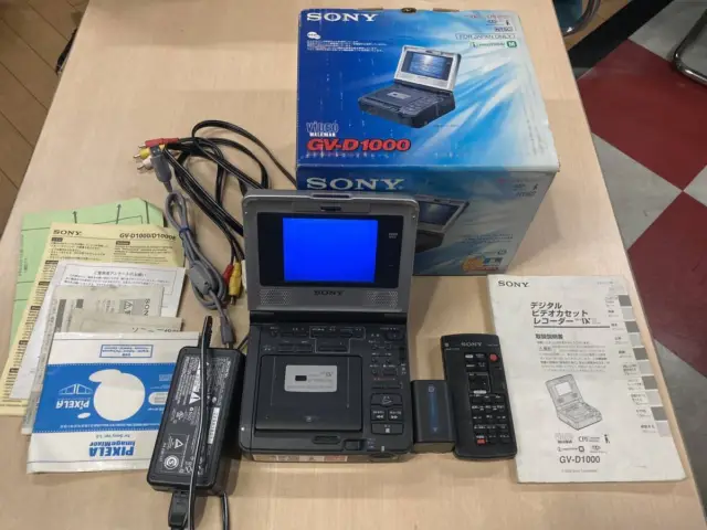 Sony Video Walkman VCR - Digital8 - Sony GV-D800 – Southern Advantage  Company