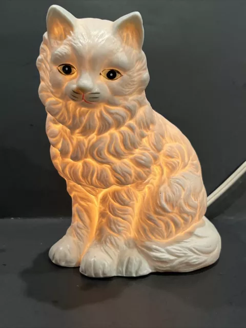 Vintage Artmark Ceramic White Persian Cat Lamp Night Light