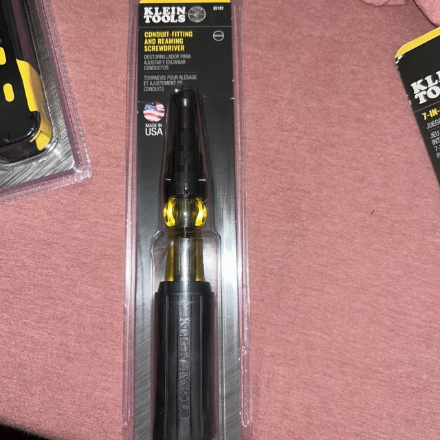 KLEIN TOOLS CONDUIT Fitting and Reaming Screwdriver 85191 28.99