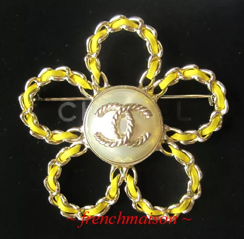 AUTHENTIC CHANEL GOLD CC PIN BROOCH PEARL Flower Leather Love Peace Rare  New $850.00 - PicClick