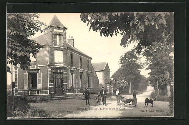 CPA Rugles, L´Avenue de la Gare, Rue de la Gare