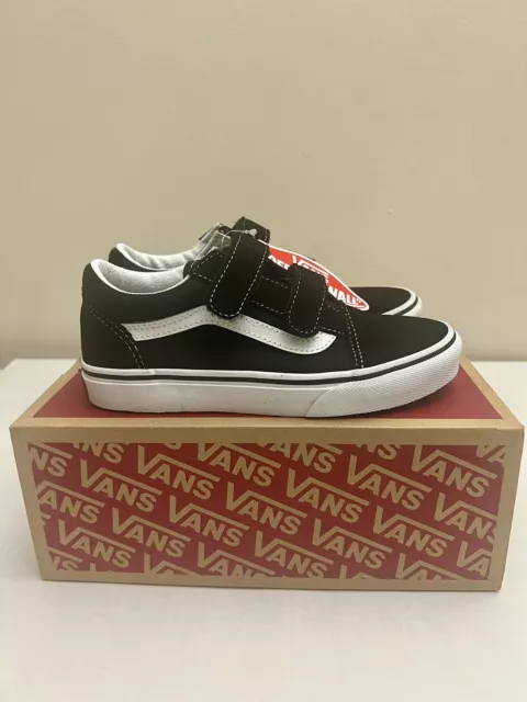 Vans Preschool Kids Old Skool V Skate Shoe Black / True White VN000VHE6BT Size 2