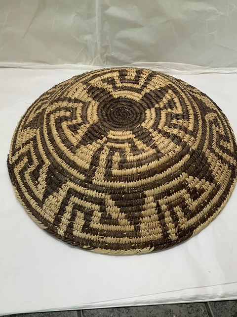 vtg Arizona Southwestern coil hand woven winnowing basket cane yuca 14”d