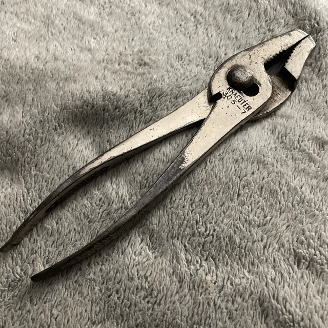 Vintage KRAEUTER  Pliers No. 305-7  “ The Victor” Made In USA.