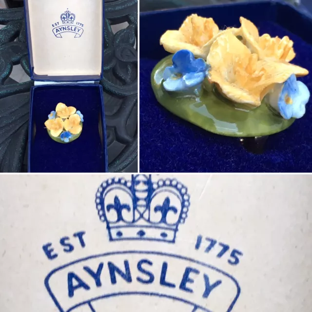 Fine Bone English Aynsley Vintage China Flower Pin Brooch New In Original Box