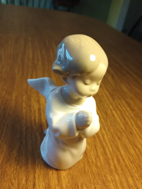 Lladro Angel Kneeling Praying Hand-Made in Spain 5.2"h NO BOX