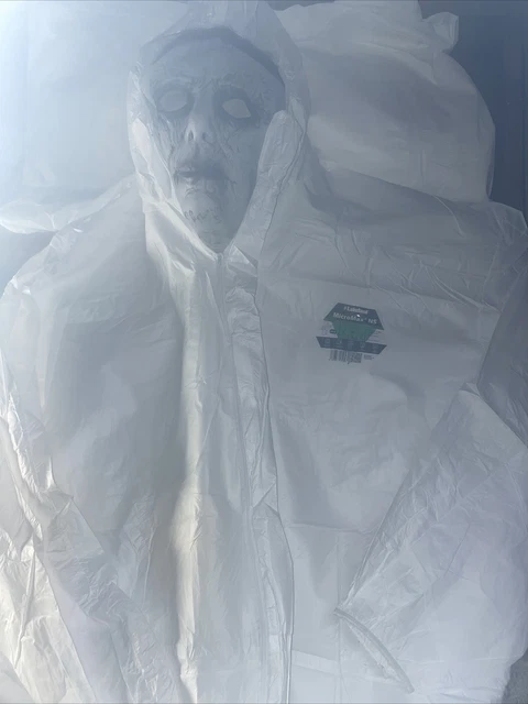 LOT OF 5 Lakeland Protective Suit Size 4x Coverall Collar with hood and booties