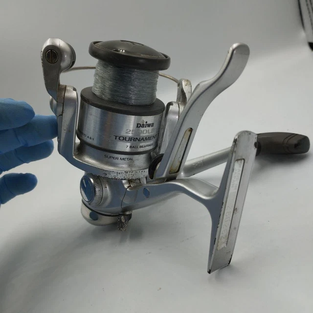 リール Daiwa tournament x 2500lba Daiwa Tournament Z 2500C Spinning Reel Used with Case F/S | eBay
