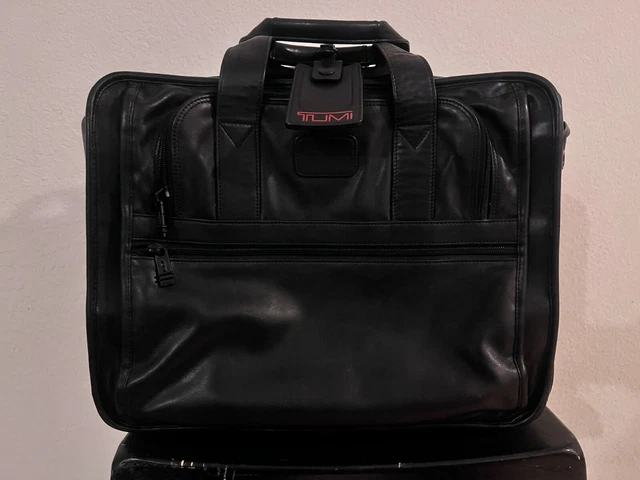 Tumi 9201D3 Alpha Black Leather 17" Compact Briefcase Wheeled Rolling Black VGUC
