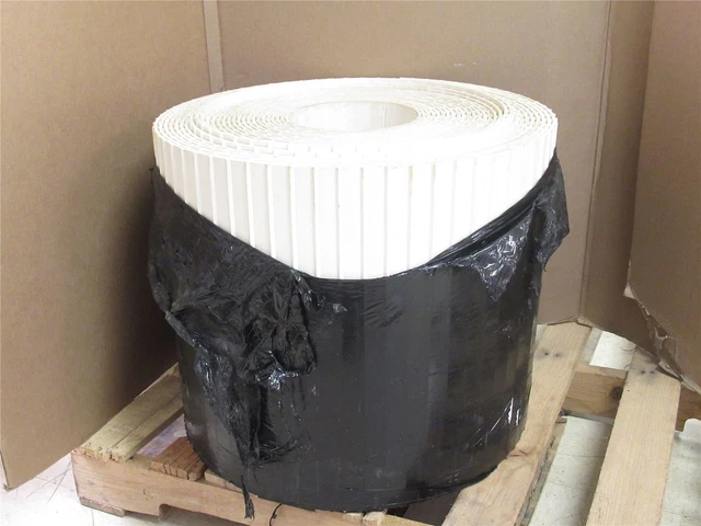 227061 Old-Stock; Applied WAP041974 White Meat Cleat Belt 18"W;1/4"Rib;100'Ft L