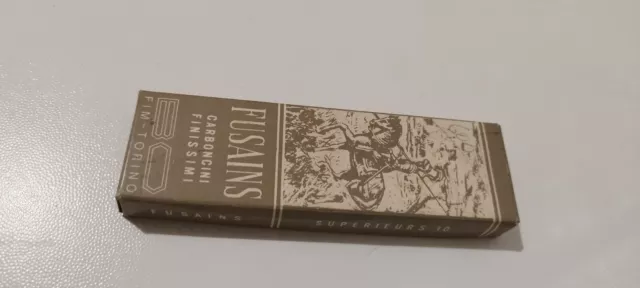 Vintage Rara Scatola Fusains Con Carboncini Da Disegno. Porta Carboncini Metallo
