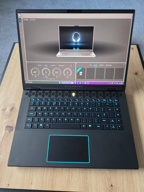 ALIENWARE M16 R2 - Core Ultra 9, RTX 4070, QHD 240Hz IPS, 32GB/2TB DELL ...