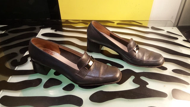 Salvatore Ferragamo Boutique Size 10 Womens good condition Block Heel Oxfords