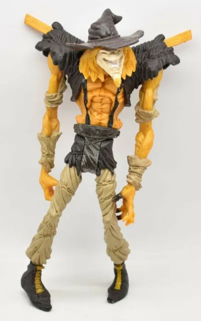 Legends Of The Dark Knight Twister Strike Scarecrow DC Comics Figure Kenner 1996