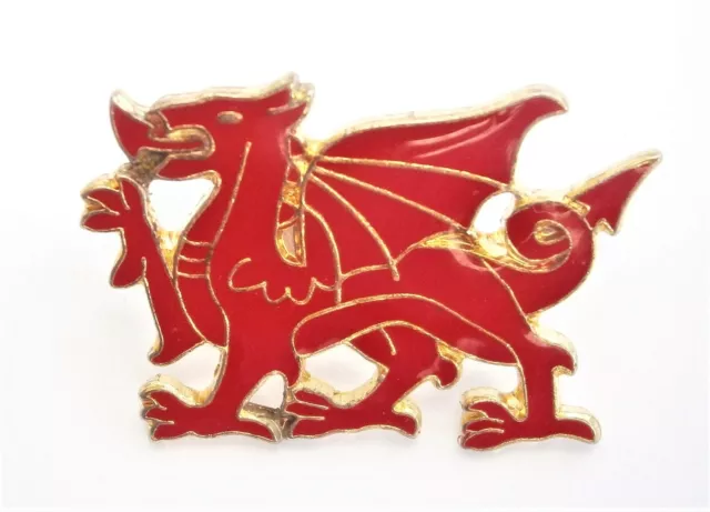 E895) Wales Welsh Red Dragon emblem souvenir enamel lapel badge pin