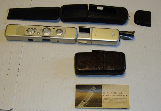 Mini Cámara Espía MINOX De Colección Funcionando C + Flash/Estuches de Cuero/Hecha en Alemania