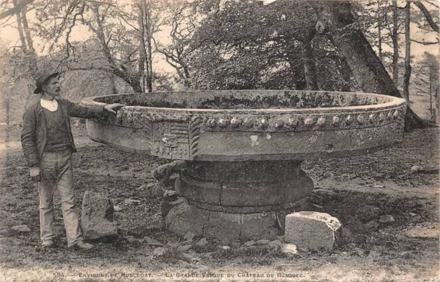 CPA Environs de Huelgoat La grande Vasque du Château du Rusquec (139789)