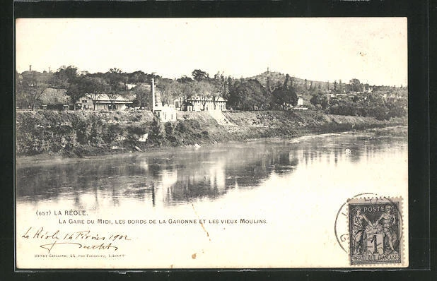 CPA La Reole, La Gare du Misi, les Bords de la Garonne et les vieux Moulins 190