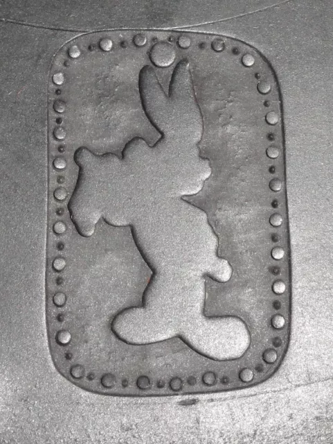 9” Rubber Spin Casting Mold Bugs Bunny Silhouette Looney Tunes Keychain 1995