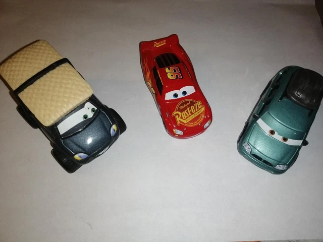 lot de  voitures cars disney pixar metal  d occasion