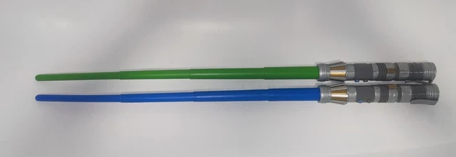 Jedi Academy Lightsabers Euro Disney Parks Extendable Cosplay Flick Green + Blue
