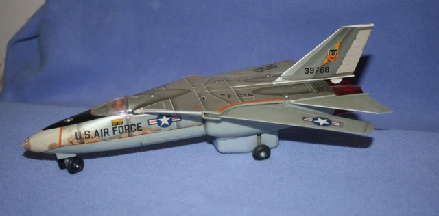 GD Grumman F 111 A - Jet Fighter - TN Nomura - Japon