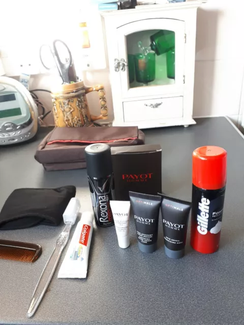 Qantas Airways First Class Amenity Kit Payot Toilettenartikel Hängetasche 3