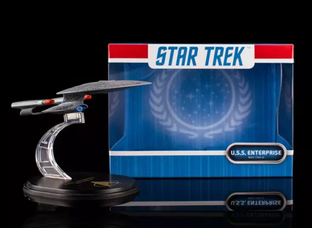 QMX Star Trek Next Generation Enterprise 1701-D Mini Master Replica- OOP Boxed