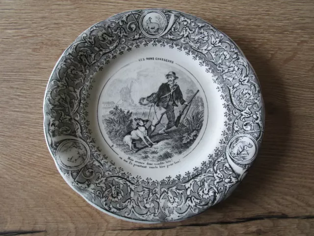 ANCIENNE ASSIETTE PARLANTE  LUNÉVILLE "CES BONS CHASSEURS" chasseur chien