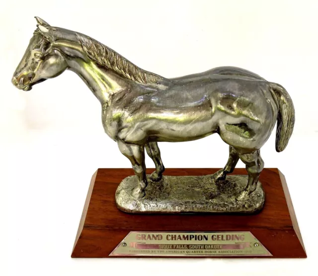 American Quarter Horse Association 1975 Grand Champion Trophy Award Statue