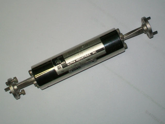 TRG WR10 94 ghz microwave isolator W band (75-110 ghz) 30db isolation