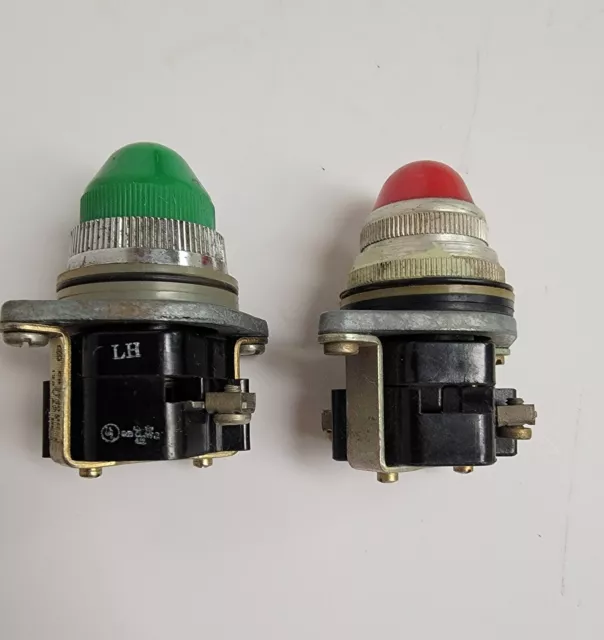 Ge Oiltight Indicator Light Cr2940Uc212A2. Lot Of 2.