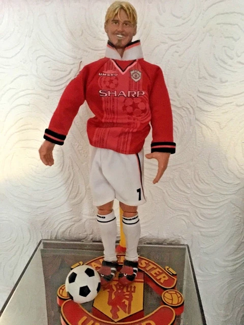 David Beckham Manchester United フィギュア s-l400.jpg