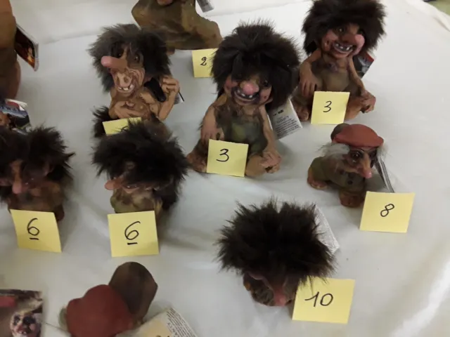 "NY FORM" TROLL norvegese da collezione Completa di Trolls in Materiali Naturali 2