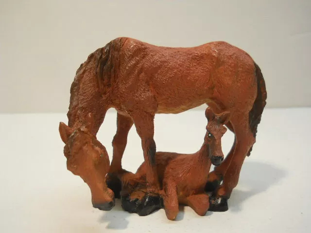 Mom & Baby Horses, Decorative Figurine Figure n566
