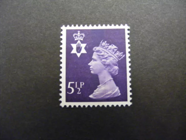 GB QEII MNH Northern Ireland SG NI20 5 1/2p CB Regional Machin Definitive