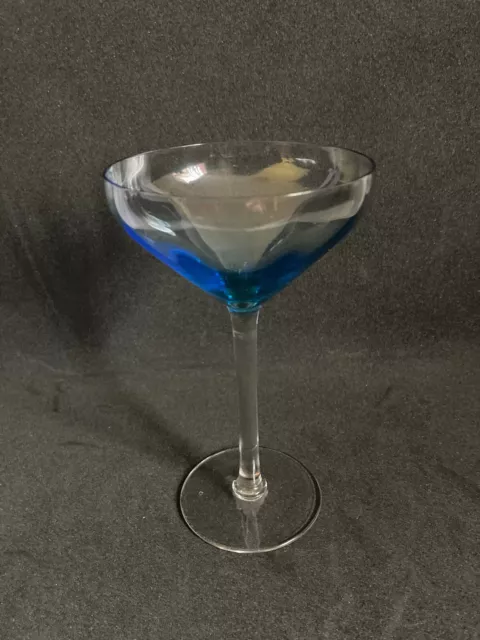 Sekt/Cocktailschale, hellblau, selten, Art Deco, Uranglas