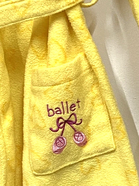 Ballet Shoes Sleepwear, Girl Size 5 Yellow Robe with ballet shoes, belt, pocket