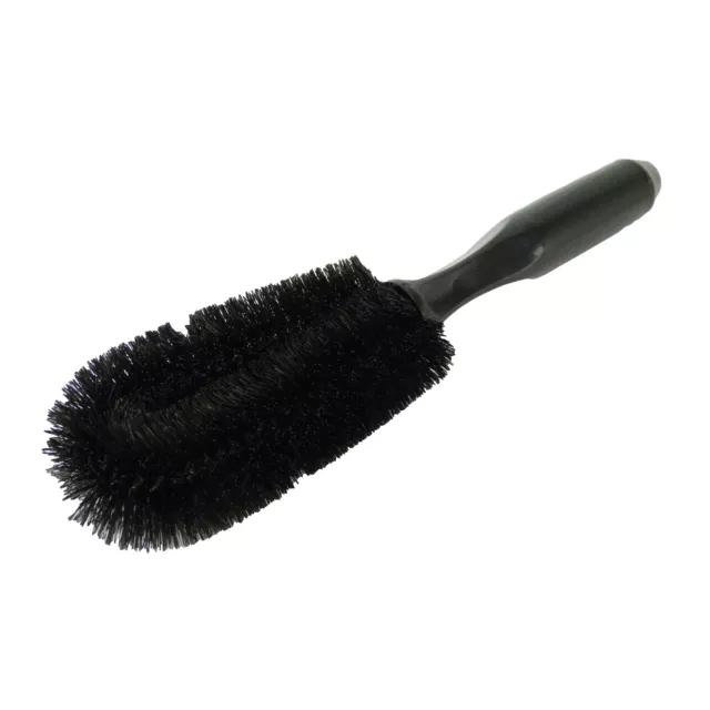 Brosse pour enjoliveur