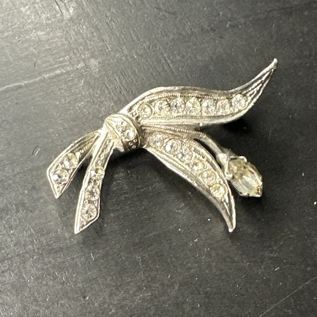 SUPERBE BROCHE ANCIENNE en métal - 1930-40's Art Deco EUR 18,00 - FR SUPERBE BROCHE ANCIENNE en métal - 1930-40's Art Deco EUR 18,00 - FR