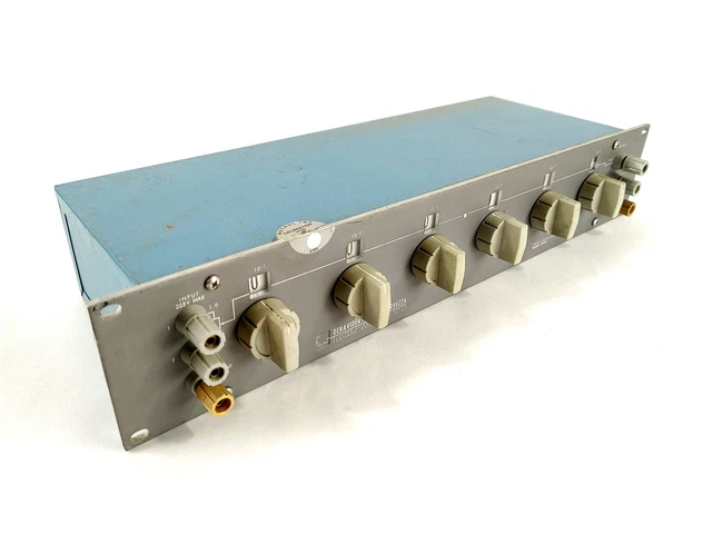 Electro Scientific Industries RV622A Dekavider Decade Voltage Divider Rack Mount