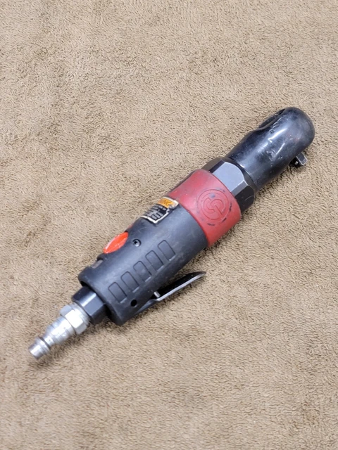 Chicago Pneumatic CP825C Air  Impact Ratchet Wrench 1/4" Drive Reversible Tool 2