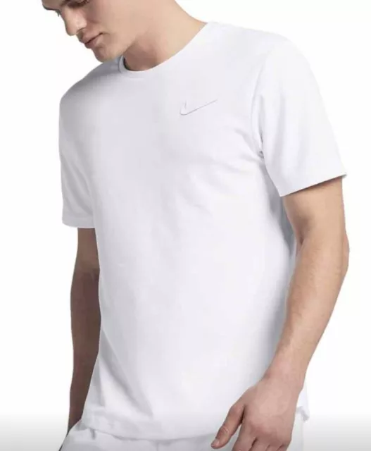 Nike Court Men’s Challenger Tennis Shirt.  White.   Size XL.  943685-100