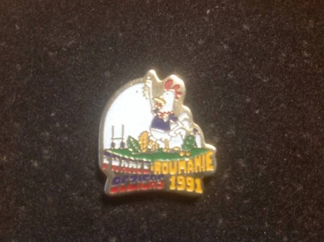 Rugby - PIN'S THEME RUGBY FRANCE ROUMANIE A BEZIERS EN 1991