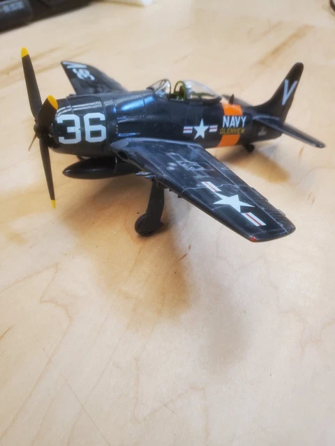 GRUMMAN F8F-1 BEARCAT Model Airplane 1/72 Scale Plastic Model $40.00 ...